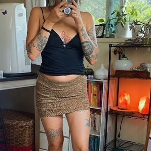 🐆 Leopard Skirt